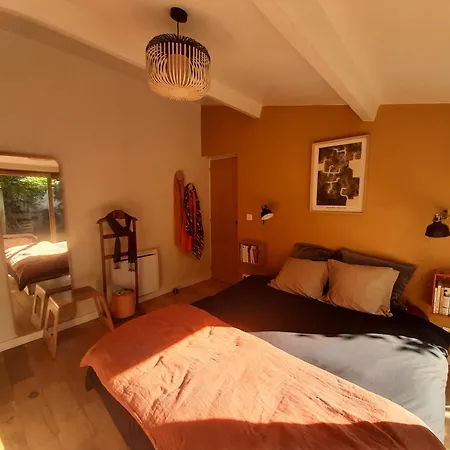 ヴィラ Maison Avec Jardin A Proximite Du Centre Et Des Plages, *